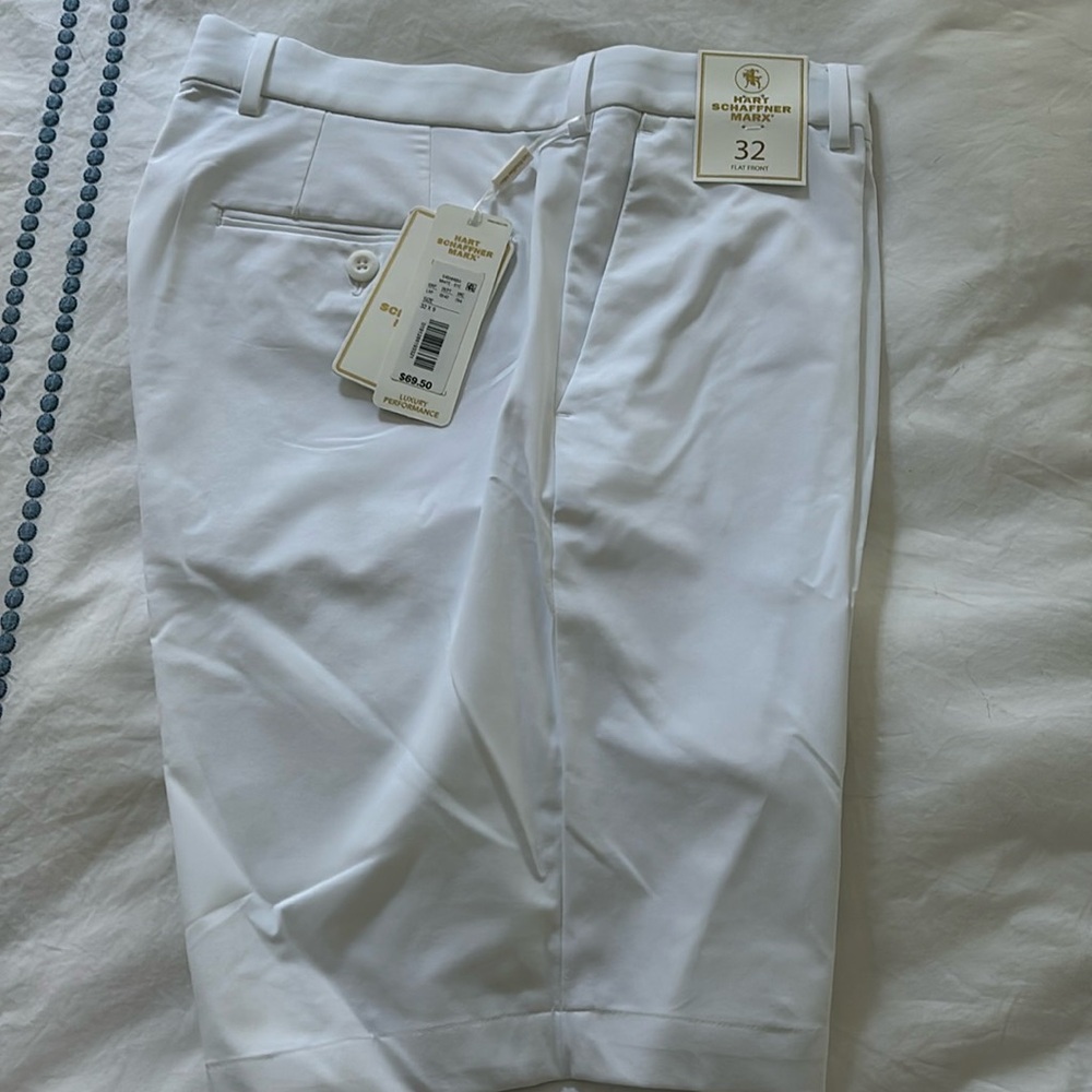 Men’s- Hart Schaffner Marx - Luxury Performance Shorts NWT size 32